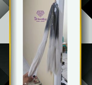 Rambut Cemara Ombre Mix 2 WarnaHitam-SilverUkuran 90 CmUkuran Asli 90 Cm lebih/1 pcs/ ikat