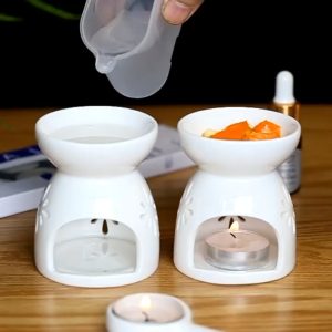 New White Ceramic Round OIL Candle Burner For Essential Oil Wax Candle Melt Holder Candle lamp Flora Style For Home Fragrance And For Relaxing