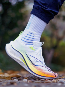 LiNing 2024 Mens Professional Racing Running Shoes Breathable Anti-slip Shock Absorption Lightweight ARPU001 Low Top Basketball Sneakers