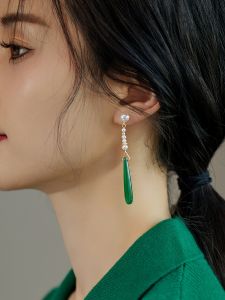 Saiselian New Chinese Style Light Luxury Temperament Antique Accessories Green Chalcedony Pearl Earrings Non-Piercing Ear Clip