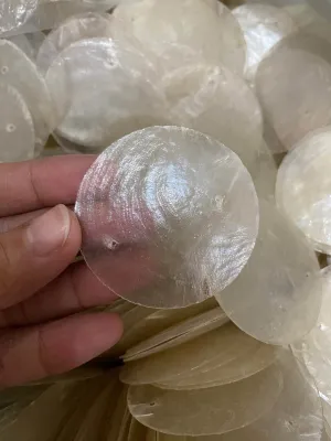 Raw Capiz Circle Cut Individual 2 inches