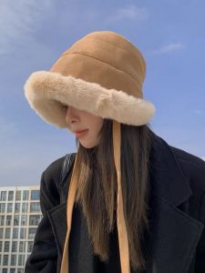 Fleece-lined Thickened Fisherman Hat Winter Female Student Shopping Warm Hat Northeast Cycling Electric Car Cold Protection Hat Tide
