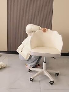 Ath เก้าอี้ทำงาน สำหรับผู้บริหาร Office Chair ด้วย ความสูง หมุนได้ ปรับความสูงได้ มากมาย