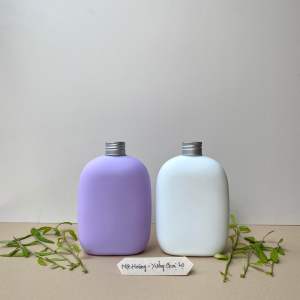 Chai Nhựa HDPE 300ML Màu TÍM - TRẮNG SỨ(SỮA). Đựng kem bodylotiondầu gộisữa tắm.Chai nhựa chiết mỹ phẩm hàng cao cấp.