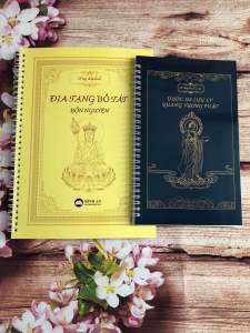 Combo 2 vở chép kinh in mờ Địa Tạng - Chú Đại Bi (tặng bút chép kinh)