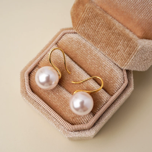 golicc | Elegant and Unique Pearl Earrings