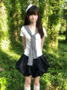 YUEZHONGWEI | Slim Fit Short Sleeve T-Shirt Womens Summer Design Naval Collar White College Style Top U-Neck Short Length Moisture Wicking