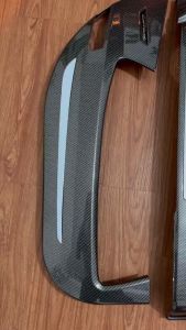 Bộ Ốp Tapli Cánh Cửa Vân Carbon Xe KIA CARNIVAL 2022-23 Mẫu Vân Carbon Cao Cấp