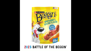 Thức ăn cho chó cưng PURINA BEGGIN BRATWURST & BACON FLAVOR 708g hương vị xúc xích và thịt xông khói của Mỹ
