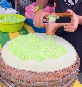 Cetakan putu mayang / Cetakan akar kelapa / cetakan roti jala / Sinlian Acuan kode 133