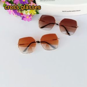 แว่นกันแดด UV400 แว่นกันแดดแฟชั่น ทรงผีเสื้อ รหัส SGUV26