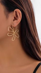 Ingemark | Ingemark Vintage Hollow Out Metal Flower Leaf Stud Earrings for Women 2023 Trending Geometric Piercing Earrings Jewelry Gifts