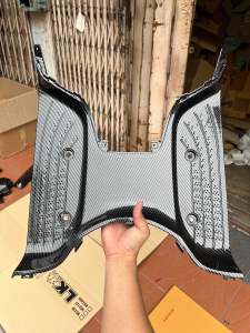 ที่วางเท้าพักเท้า(พร้อมส่ง)ศูนย์Giorno 125 ทำเคฟล่าเปลือกแท้ศูนย์ Honda 100% เงาสุดๆแล็คเกอร์ 2kเคฟล่า5D