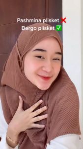 Grosir Online Tanahabang Kerudung Bergo Plisket Lidi 75x80 Ceruty Babydoll Instant Wanita Muslim