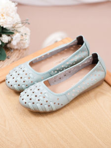 Moms Summer Slip-On Sandals Genuine Leather Soft Bottom Cow Tendon Anti-Slip Comfortable Breathable Hole Hole Shoes for Women