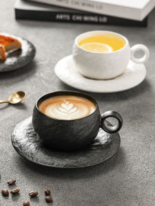 ชุดแก้วกาแฟเซรามิกสไตล์ญี่ปุ่นย้อนยุคพร้อมช้อนผสม ขนาดเล็ก ดีไซน์เก๋ไก๋ เหมาะสำหรับใช้ในบ้านและทำงาน