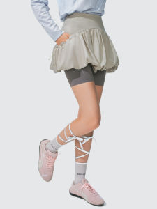 กางเกงขาสั้นสำหรับเล่นกีฬากลางแจ้ง Monterest ซิปสะท้อนแสงสีเขียวสดใส กางเกงขาสั้นผ้าไนลอนผสมยางยืด สไตล์หวานๆ