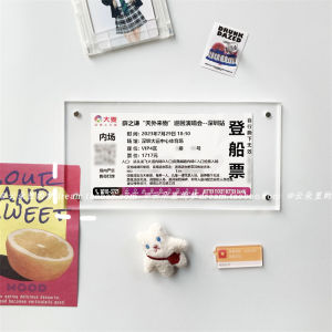 ตู้ตั๋วอะคริลิกที่ปรับแต่งได้อย่างมีสไตล์สําหรับคอนเสิร์ตและของสะสมที่สมบูรณ์แบบสําหรับของขวัญสําหรับธุรกิจและแฟนๆ