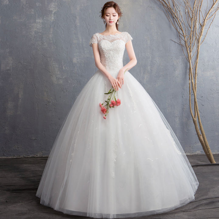 Váy cưới công chúa đơn giản, nhẹ nhàng