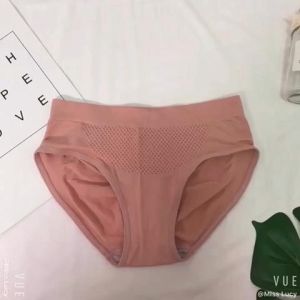 LKShoes เข้าใหม่ กางเกงชั้นในผู้หญิงแฟชั่น ทรงสวยเก็บขอบได้ดี สวยกระชับผิว ระบายอากาศดีแห้งไว ทำความสะอาดง่าย สีสวยสดใสมากแม่ ต้องมี