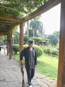 Elderly walking Crutch stool three-way stool multi-functional non-slip crutches with stool light folding拐杖凳