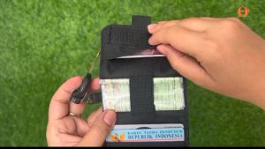 Dompet kartu gantungan kunci mobil motor anti air