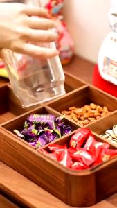 [ MẪU MỚI 2025 ] Hộp đựng bánh kẹo Tết bằng gỗ 100% Khay đựng bánh kẹo Tết 6 ngăn hộp mứt có nắp đậy đẹp mắt - VIVUDECOR