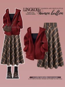 NUMEN BUTTON | Large Size High-class Red Christmas New Year Wear Set
