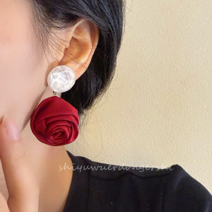 Romantic French Vintage Wine Red Flower Earrings No Piercing Required Hong Kong Style Mosquito Coil Tray Clip-On for Women