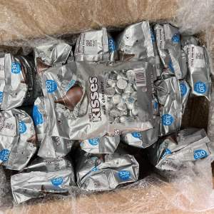 SOCOLA HERSHEY’S KISSES 330 Viên Của Mỹ - Date 03/2027