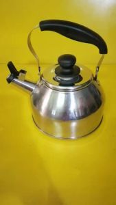 Ấm inox có còi hú nội địa Nhật (2.5L) (mã 256) Dùng được bếp từ