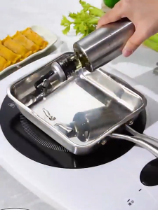 Practical Japanese Omelette Pan Versatile Rectangle Egg Roll Pan with Heat Resistant Handle