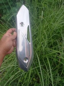 Tutup Tameng knalpot Crom Besi stanles Beat 2010 sampai 2019 Scoopy fi