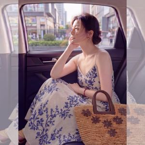 PAIBOLI | Đầm In Hoa Xanh Form Dài V-neck Phong Cách Pháp Dành Cho Kích Cỡ Lớn Tạo Dáng Thon