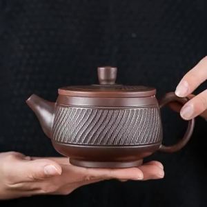 MOLORE | Bình Trà Tím Đất Sét Dung Lượng Lớn Handcrafted