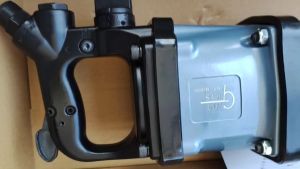 Giant ultra heavy duty GT 5000 / gt 8000 1” Air Impact Wrench GT5000 / GT8000 PNEUMATIC AIR impact GIANT TOOL / GIANTS TOOL / GIANTS TOOLS / GIANTS industrial impact deep socket 21 x 41