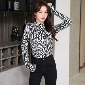 Winter 2025 Womens Slim Fit Long Sleeve T-Shirt Fleece Lined Half High Collar Zebra Print Base Shirt Soft Comfortable Korean Style