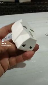 Đầu nối chia điện đa năng 3 cửa Nival chịu tải