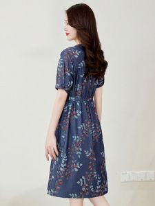 หลวม ลายดอก เดนิม เดรส ผู้หญิง ฤดูร้อน แขนสั้น H-Line แบบบางสไตล์ใหม่ คอวี ลำลอง ลายใบไม้แฟชั่น เดรส