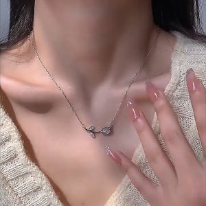 Tulip Necklace Nữ Niche Thiết kế cao cấp All-match Gentle Girlfriends Clavicle Chain FAVOURIE
