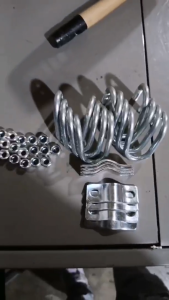 ZKZ 3-4pcs Galvanized Steel Double U-Cross Pipe Buckle Pipe Clamp Hose Clamp 20mm*20mm 20mm*22mm 20mm*35mm 20mm*40mm 25mm*25mm and 25mm*35mm