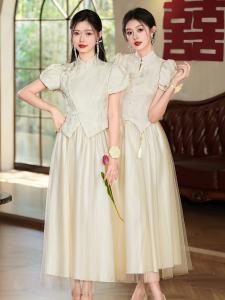 ชุดสาวๆ ชุดสาวๆ จีนสุดสง่างาม แขนสั้น กระโปรงยาว ทรงเอ สำหรับงานแต่งงาน งานปาร์ตี้ งานเลี้ยงอาหารค่ำ ชุดเจ้าสาว ฤดูร้อน 2025