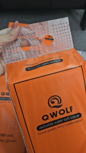 ( ยกลัง 6แพ็ค) ทิชชู่แขวนผนัง qwolf กระดาษเช็ดหน้า แถมตะขอ กระดาษชำระ ทิชชู่ส้ม 1180แผ่น ทิชชู่808