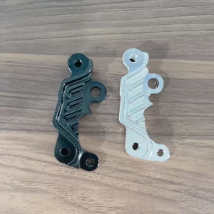 ( Gi ảm Ngay 50K ) Pát Trước Xe Điện Quantum _ Đi Size Đĩa 240mm _ Sử Dụng Heo Trái Nissin Thái. Có 2 Màu Trắng Và Đen Nhé AE!!!