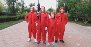 Makecute Jumpsuit Bodysuit Dewasa Mony Heis Kostum Tanpa Topeng Merah Kostum Cosplay Untuk Halloween