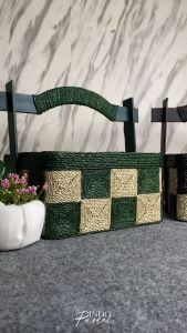 INDOPARCEL - Tas Box Hampers Tengteng Rantang Kotak Anyaman Pandan Ulir Kombinasi Warna Tas Kado Etnik Anyaman Serbaguna Keranjang Anyaman Tas Bungkus Kemasan Hari Perayaan Viral Terbaru