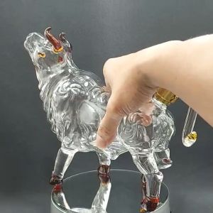 Chai Thủy Tinh Đựng Rượu 1 Lít cao cấp mẫu con trâu ngửa đầu - Chai Đựng Rượu 1000ML - Bình Thủy Tinh Đựng Rượu – Bình Đựng Rượu làm quà tặng (E5)