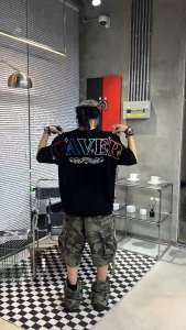 Áo thun boxy thêu chữ form rộng COLOR - GAVER