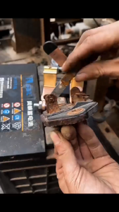 24ชั่วโมง ภัยในสวิตช์ สวิตช์ตัดแบตเตอรี่รถยนต์ ขนาดล่าสุด ขั้วลบ ทองเหลือง