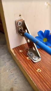 Combo 10 Chiếc Bát Ke Vuông Góc Đa Năng 90 Độ - Liên Kết 3 Góc Tặng Kèm Vít